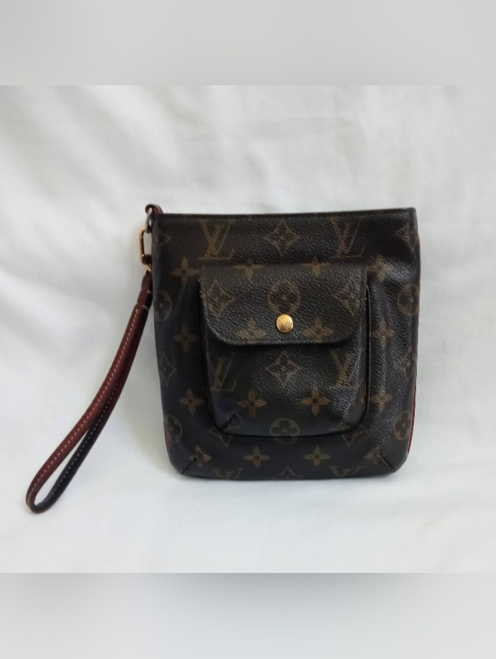 Authentic Vintage Louis Vuitton Monogram Partition Wristlet